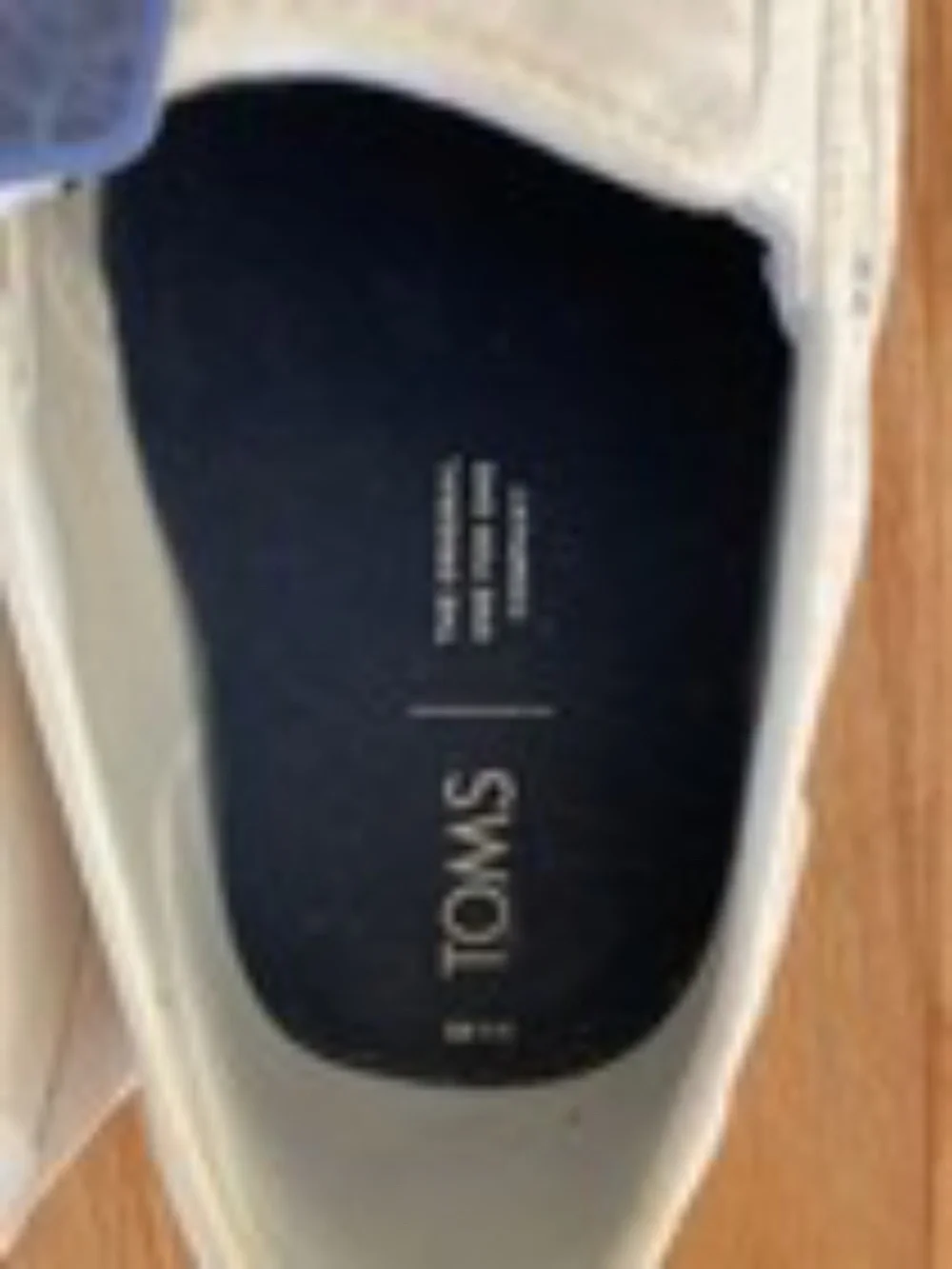 Men's TOMS White Slip-On Loafers NWT - Size 11